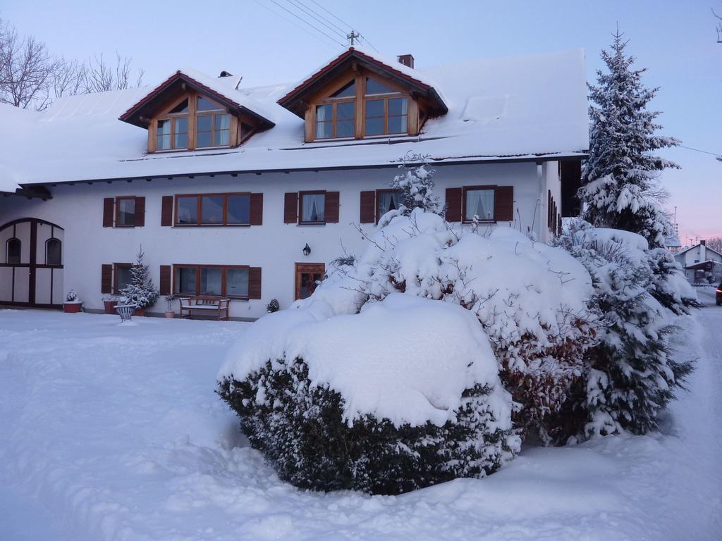 Ferienwohnung Michlhof Oberostendorf Exterior foto